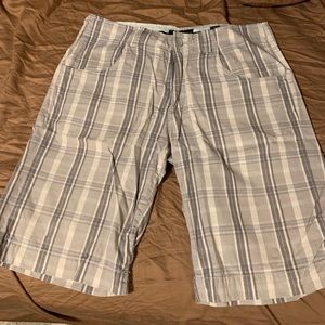 Gray plaid BKE shorts